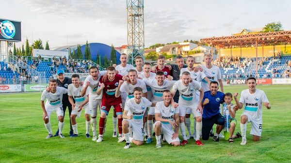 Футболисты клуба Севастополь