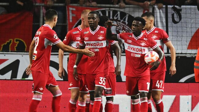 Футболисты Спартака