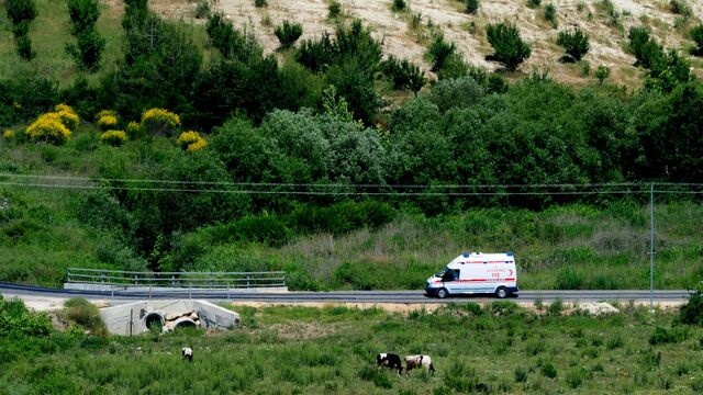 Землетрясение в Греции сейчас и Землетрясение магнитудой 3,5 произошло в заливе Кушадасы в Эгейском море