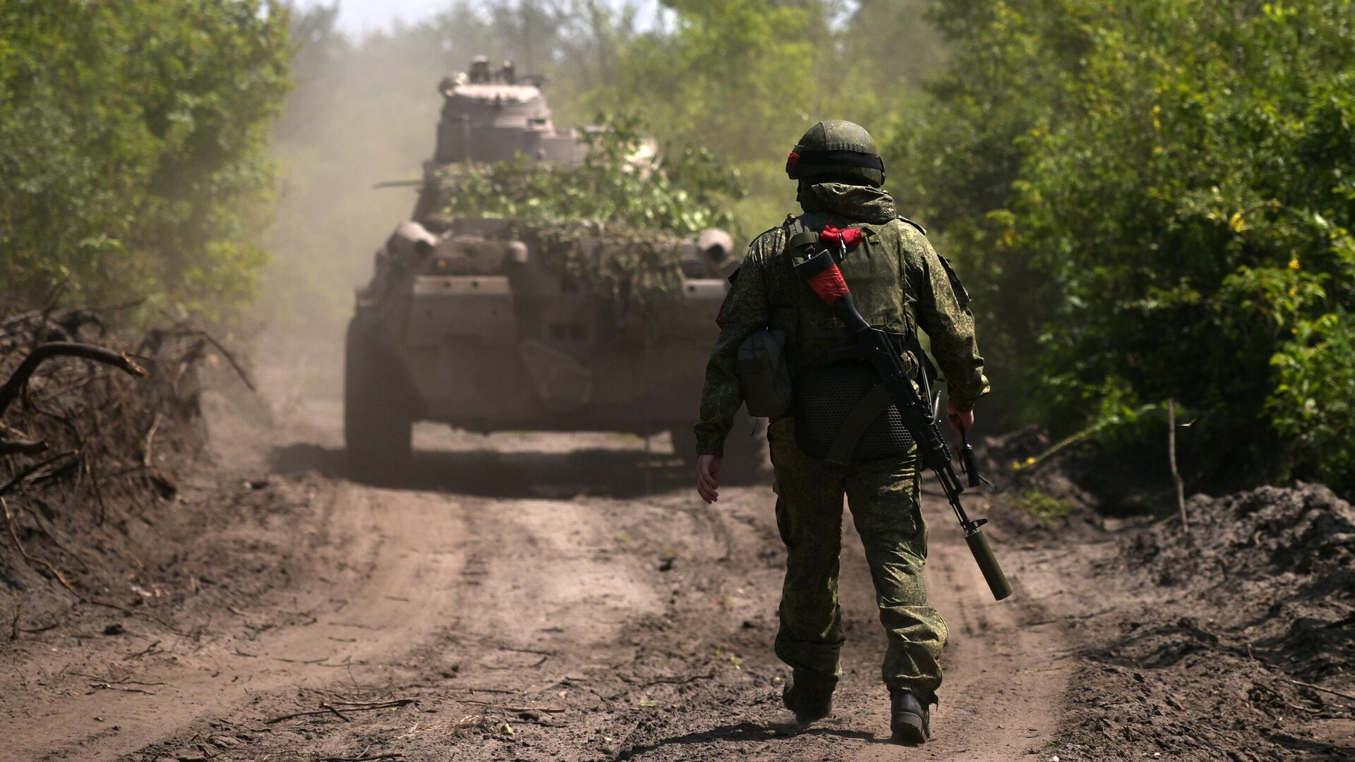 Российские военнослужащие в зоне проведения спецоперации - РИА Новости, 1920, 28.07.2023