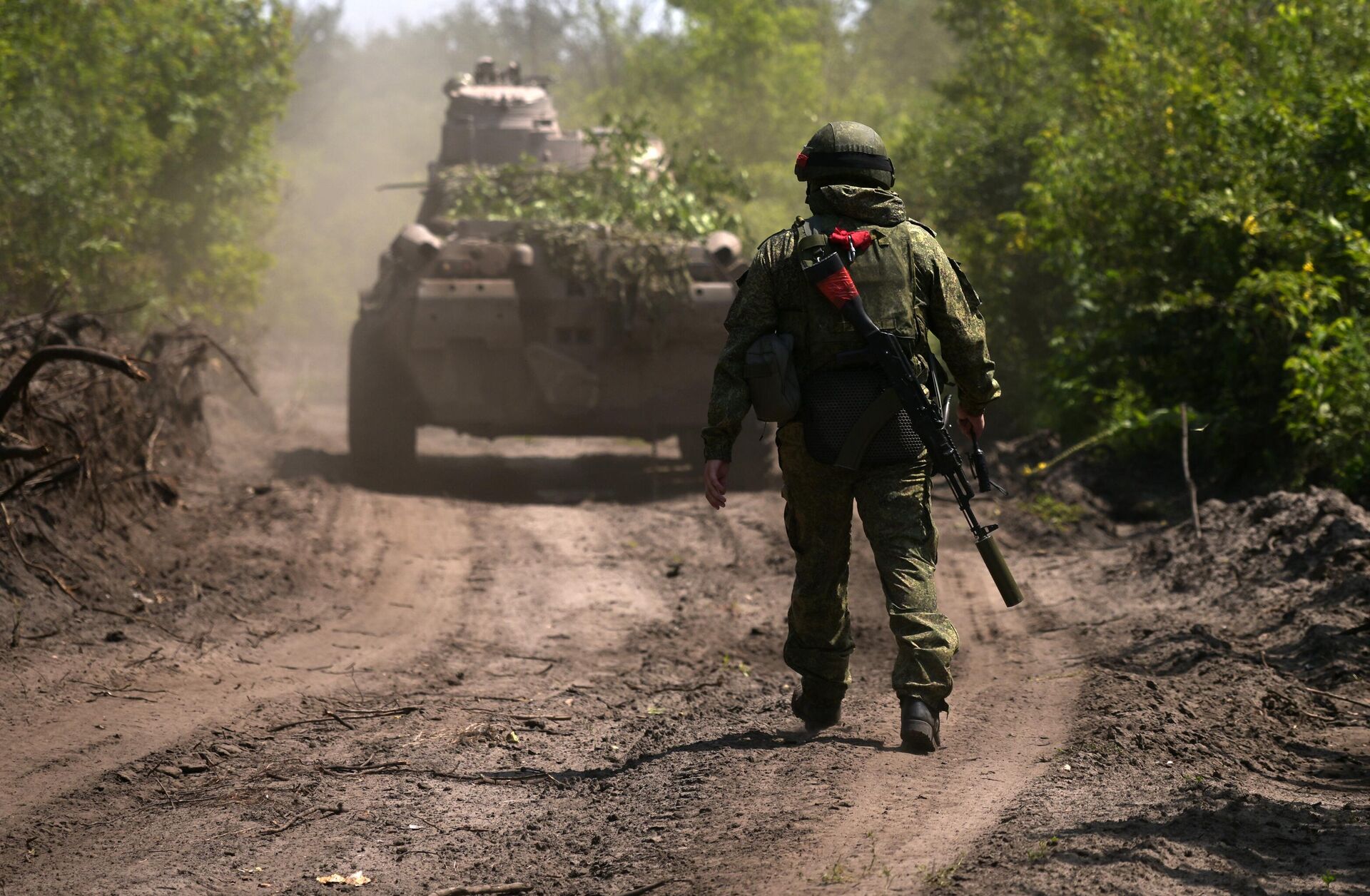 Российские военнослужащие в зоне проведения спецоперации - РИА Новости, 1920, 05.11.2024