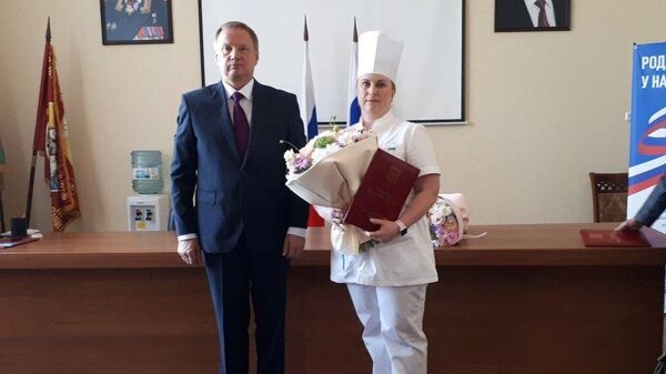 Сотрудников военного госпиталя в Ростове-на-Дону удостоили наград