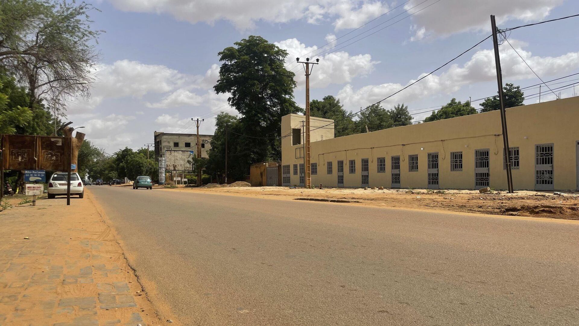 Пустая улица в Ниамее, Нигер. 26 июля 2023 - РИА Новости, 1920, 27.07.2023