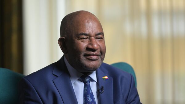 Президент Союза Коморских островов, председатель Африканского союза Азали Ассумани во время интервью в Санкт-Петербурге
