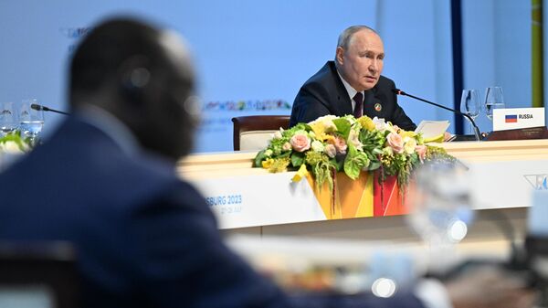 Рабочий обед Путина с группой лидеров африканских государств по украинской проблематике