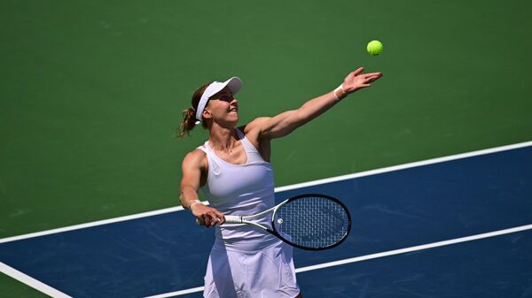 Теннисистка Людмила Самсонова