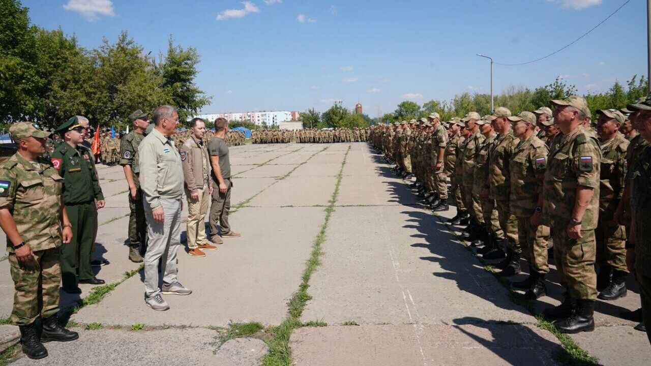 Добровольческий полк Башкортостан завершает боевое слаживание - РИА Новости, 1920, 10.08.2023