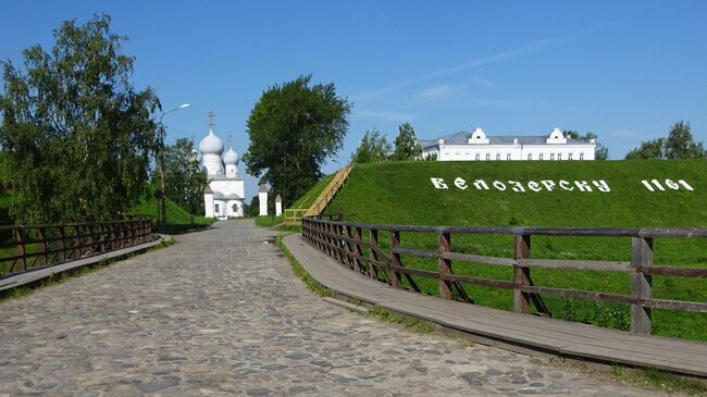 Вход в Белозерский кремль