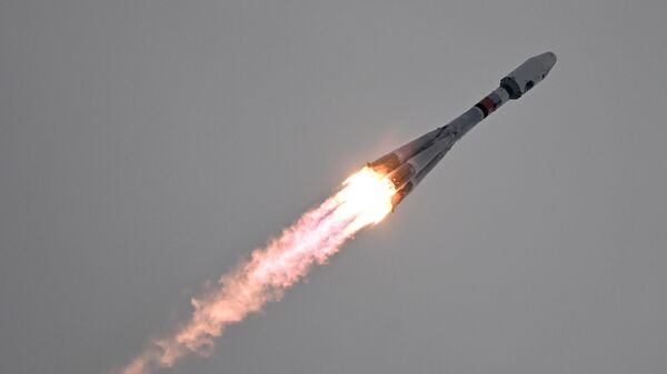 Запуск ракеты-носителя Союз-2.1б с автоматической станцией Луна-25