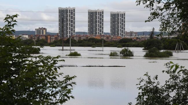 Наводнение в Уссурийске из-за подъема уровня воды после прорыва дамбы