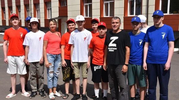 Брянская область передала детям Луганской Народной Республики 1,5 тысячи книг