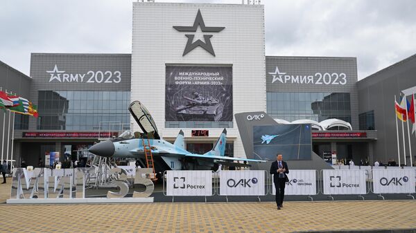 Самолет МиГ-35 на Международном военно-техническом форуме АРМИЯ-2023 