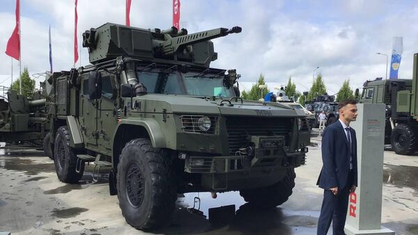 Защищенный автомобиль Титан для ВДВ и спецназа на форуме Армия-2023
