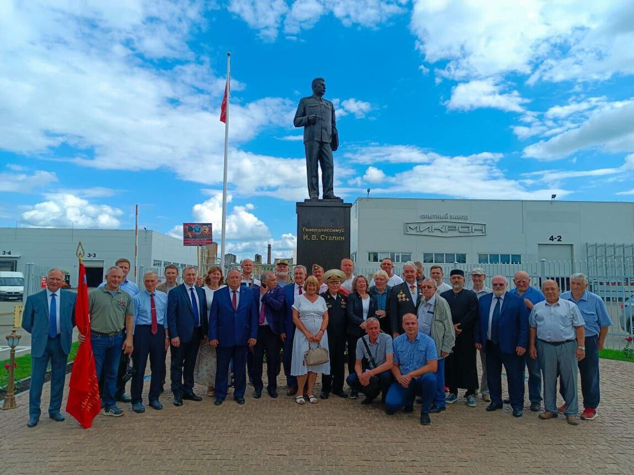 В Великих Луках установили памятник Сталину - РИА Новости, 15.08.2023