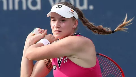 Елена Рыбакина