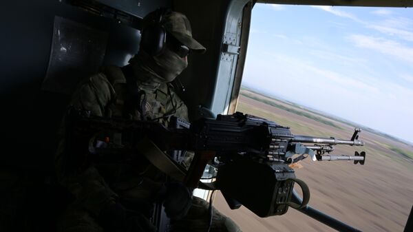 Военнослужащий ВС РФ во время боевого вылета в зоне СВО