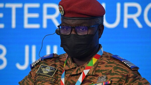 Министр обороны и ветеранов вооруженных сил Буркина-Фасо Кассум Кулибали