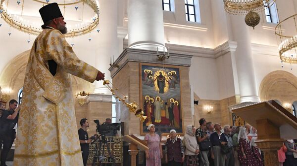 Первая Божественная литургия в Спасо-Преображенском кафедральном соборе во Владивостоке