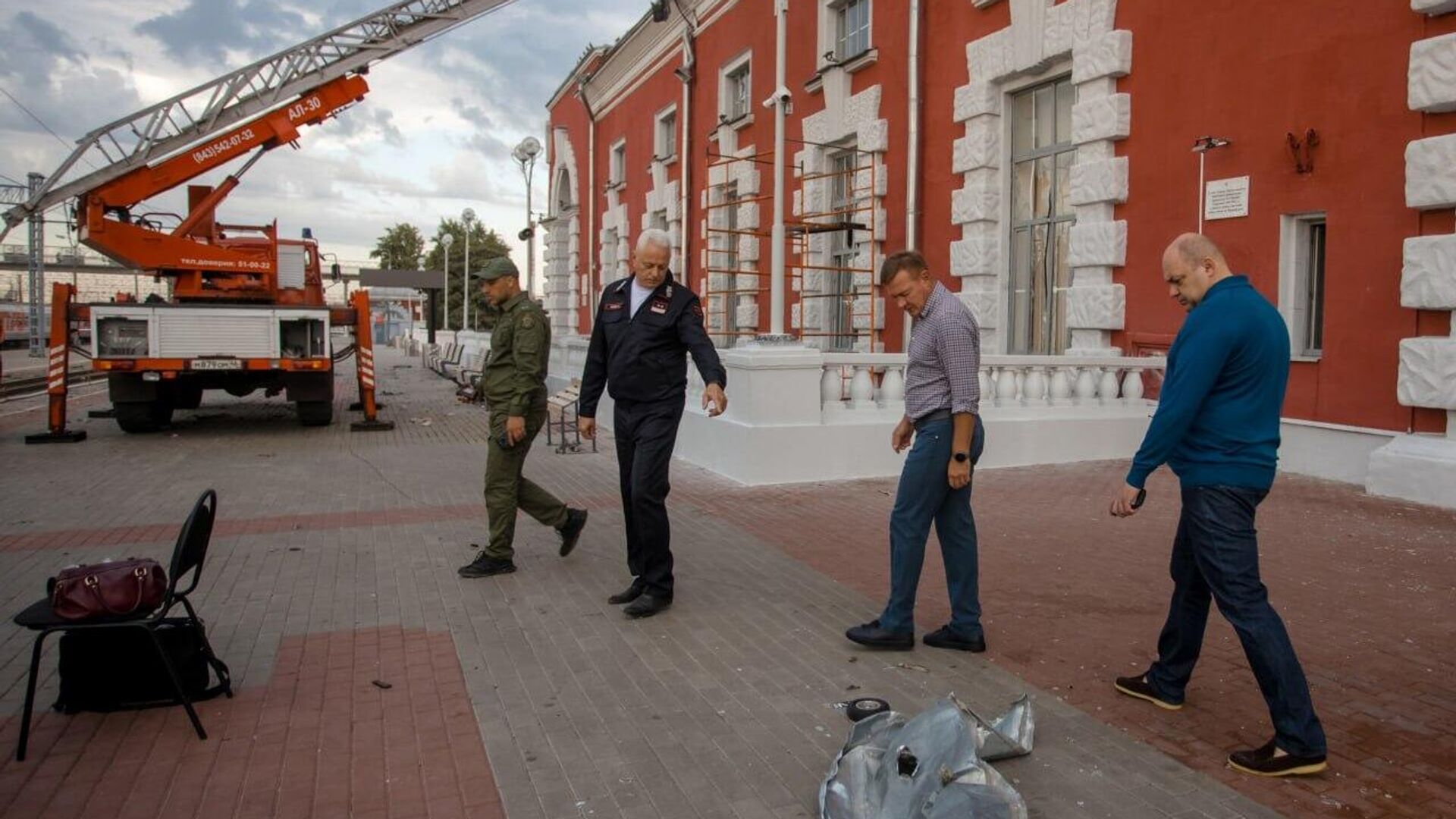 Украинский беспилотник атаковал железнодорожный вокзал в Курске - РИА  Новости, 20.08.2023