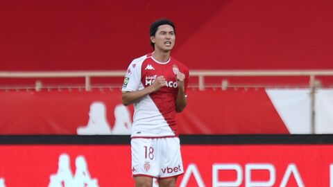 Нападающий Монако Такуми Минамино