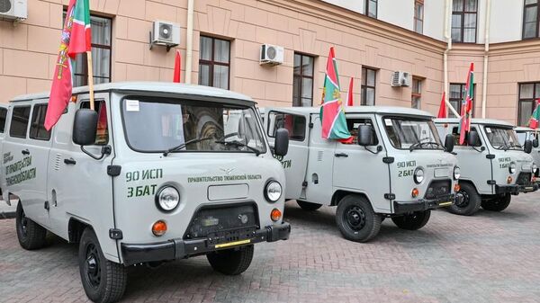 Тюменская область передала участникам спецоперации 9 машин