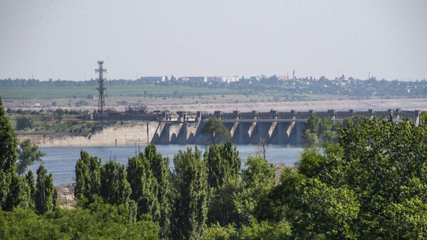 Разрушенная плотина Каховской ГЭС