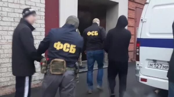 ФСБ задержала причастных к поджогам объектов Минобороны, МВД, РЖД в России