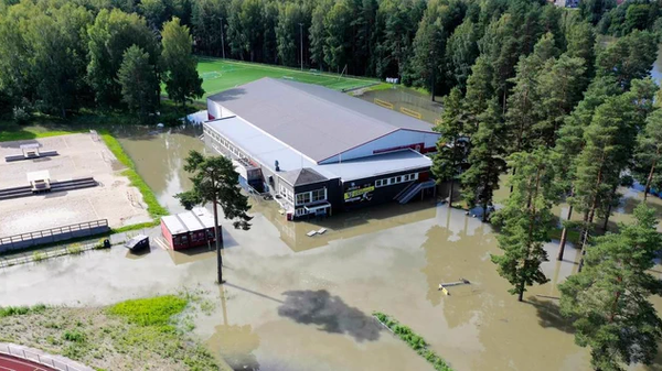 Арену норвежского хоккейного клуба Рингерике закрыли из-за наводнения