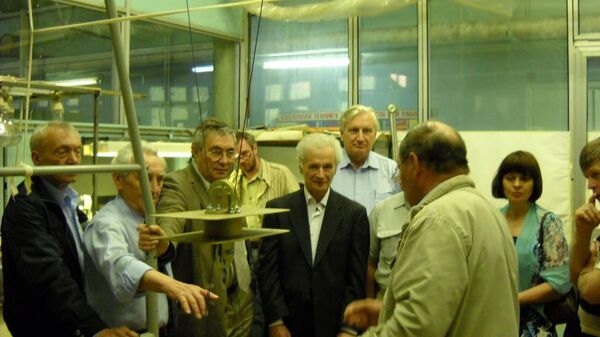 На испытаниях микроспутника Чибис-М в СКБ в Тарусе