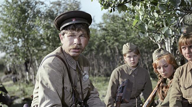 Кадр из фильма А зори здесь тихие Кадр из фильма А зори здесь тихие