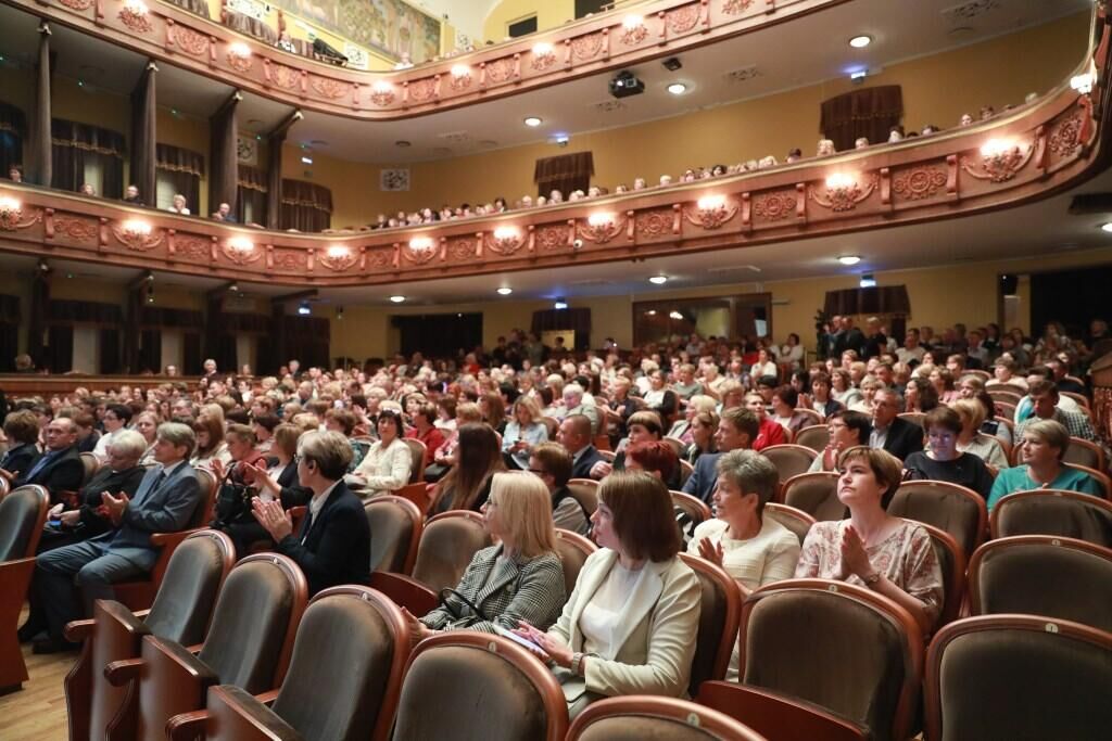 Ярославский губернатор учредил премию для педагогов за профмастерство - РИА Новости, 1920, 25.08.2023