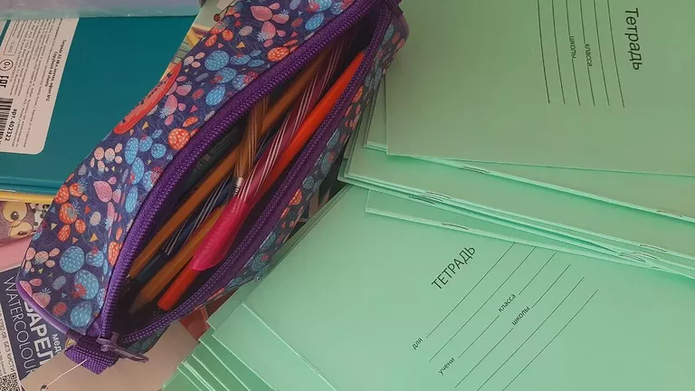 Медикаменты, продукты питания и 4,5 тысячи книг направили в ЛНР из Брянской области Медикаменты, продукты питания и 4,5 тысячи книг направили в ЛНР из Брянской области