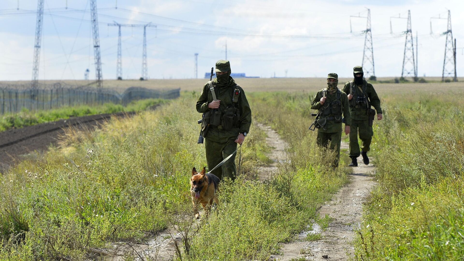 Военнослужащие пограничной службы ФСБ РФ - РИА Новости, 1920, 28.05.2024