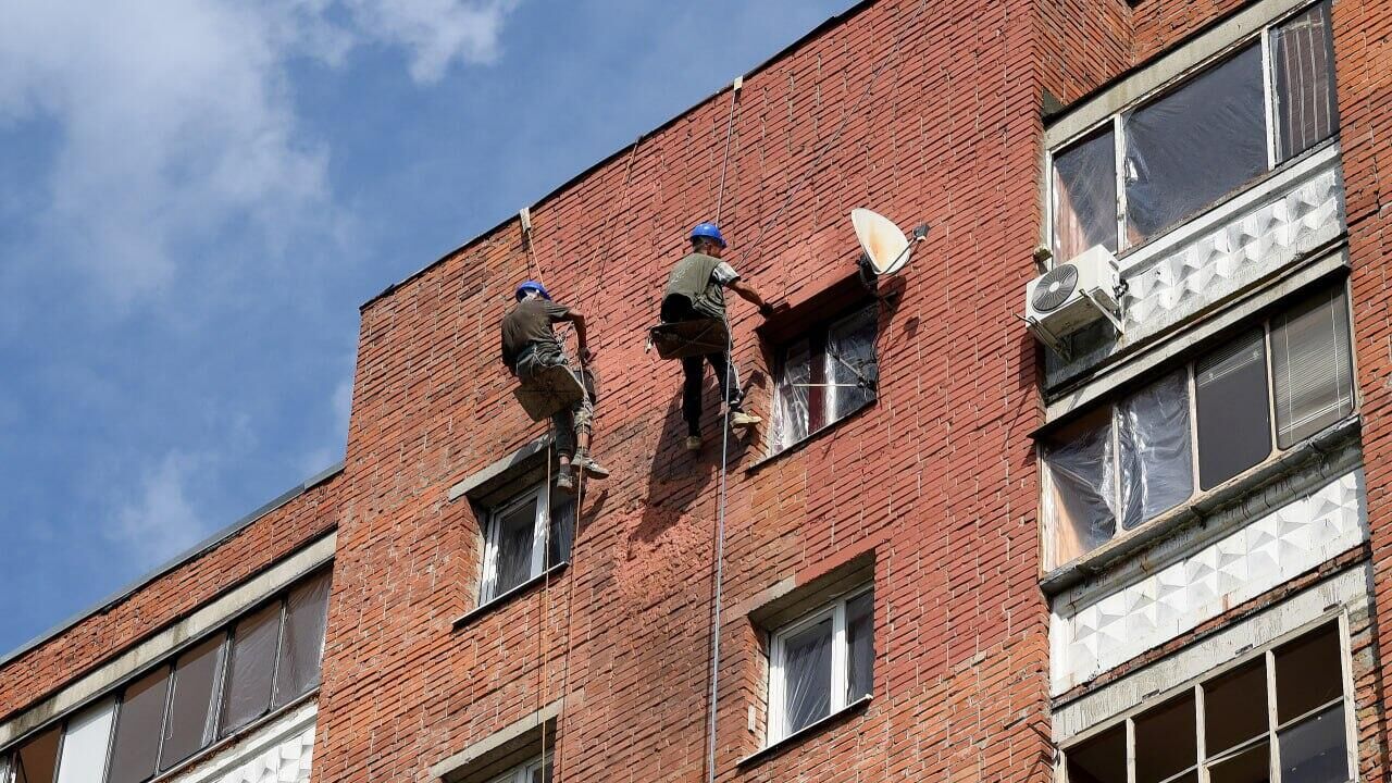 Областные власти помогут восстановить дом в Курске, заявил Старовойт - РИА  Новости, 27.08.2023