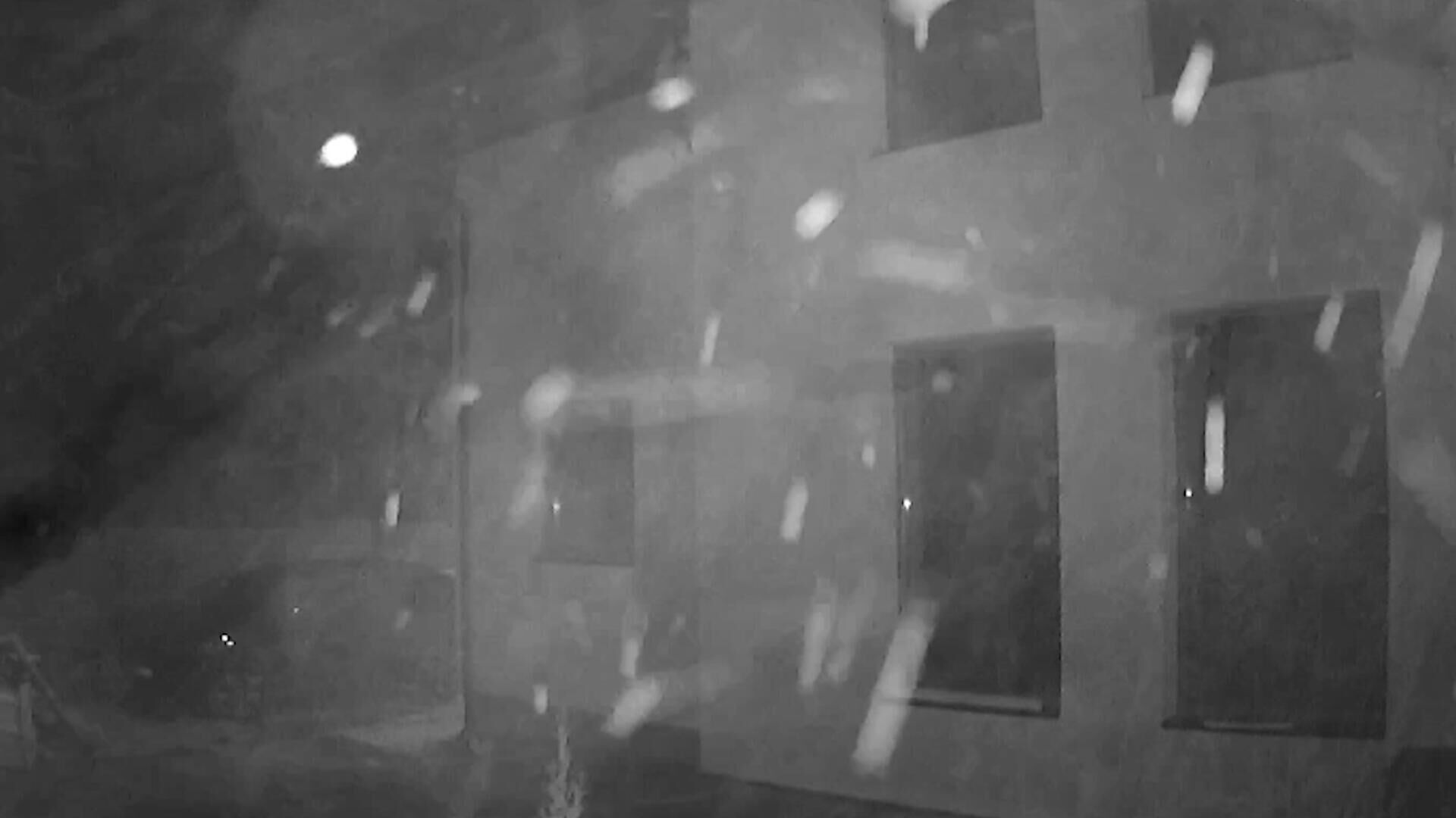 Момент падения сбитого в районе Люберец беспилотника - РИА Новости, 1920, 28.08.2023