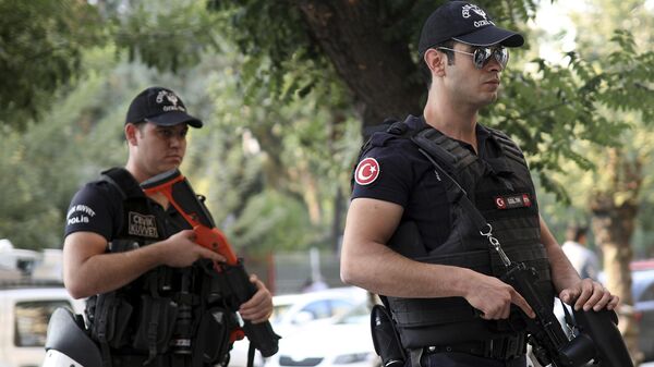 Турецкие полицейские