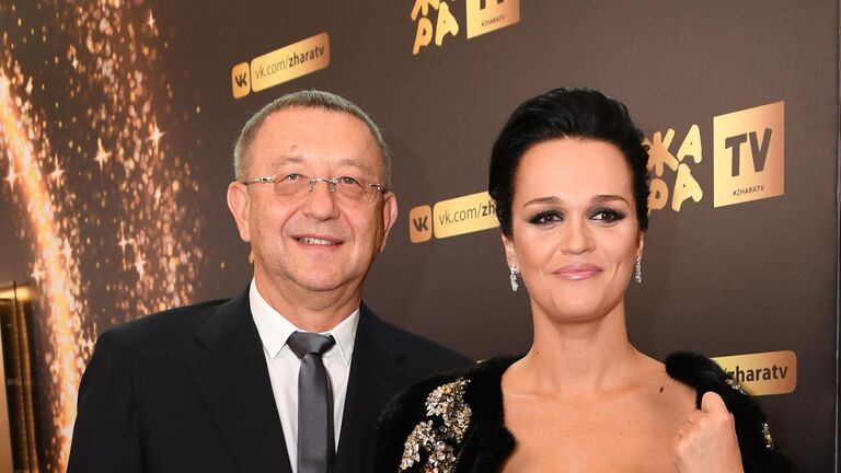 Әуесқой топтық секс Виктория Боня онлайн порно