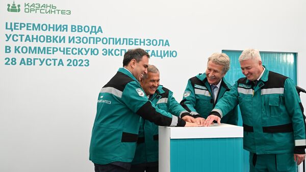 Церемония запуска модернизированного производства на заводе поликарбанатов Казаньоргсинтез