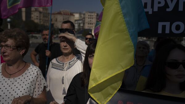 Акция родственников украинских военнопленных в центре Киева