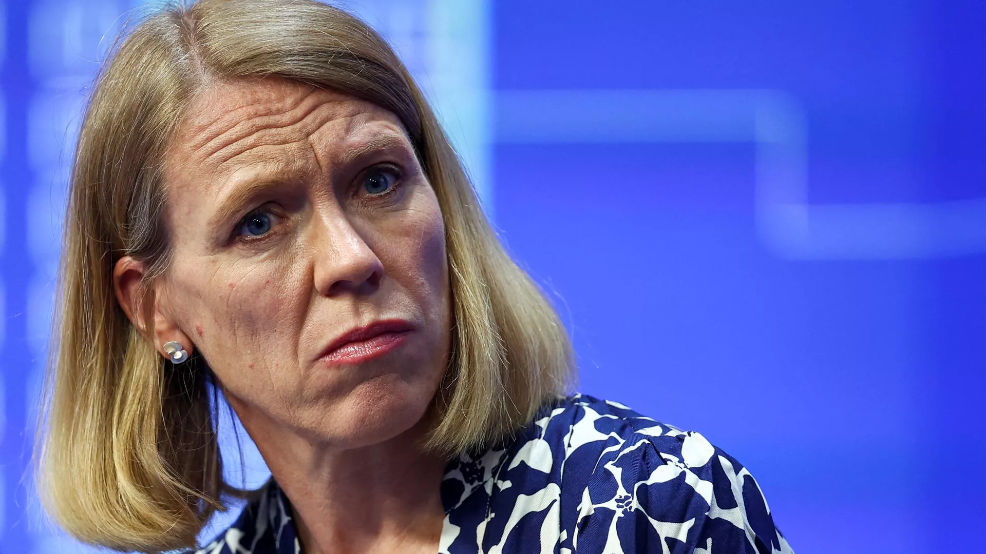 Глава МИД Норвегии признала, что ее муж незаконно торговал акциями