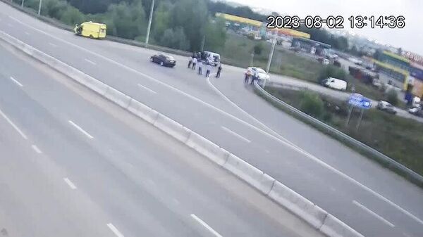 Ситуация на Нагаевском шоссе в Уфе, где дезертир угрожает взорвать гранату