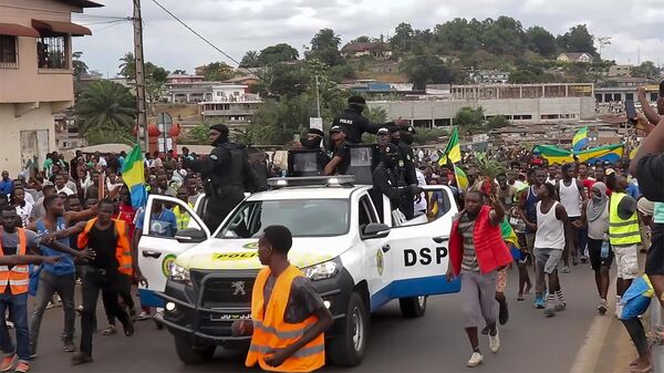 Сторонники государственного переворота в Либревиле, Габон