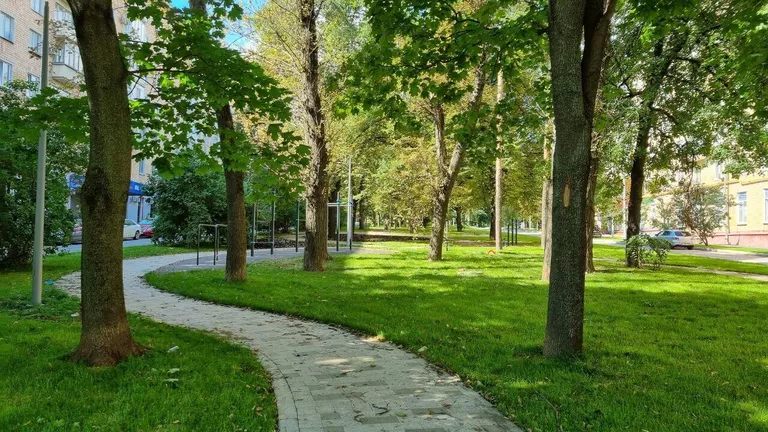 Молодежная улица Молодежная улица