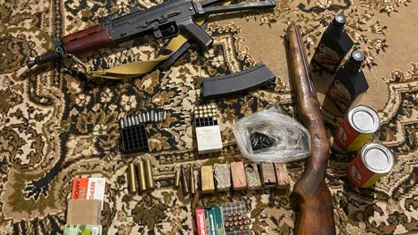 Изъятые боеприпасы и взрывчатые вещества у жителя Чувашии