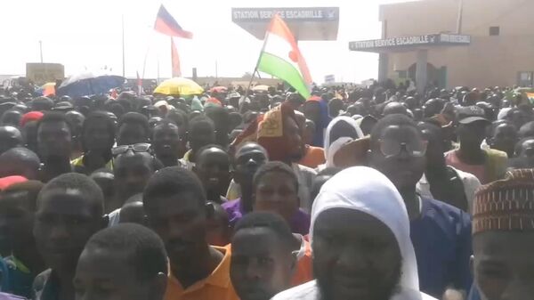 Митинг у французской военной базы в Нигере