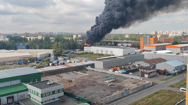 Пожар на северо-востоке Санкт-Петербурга