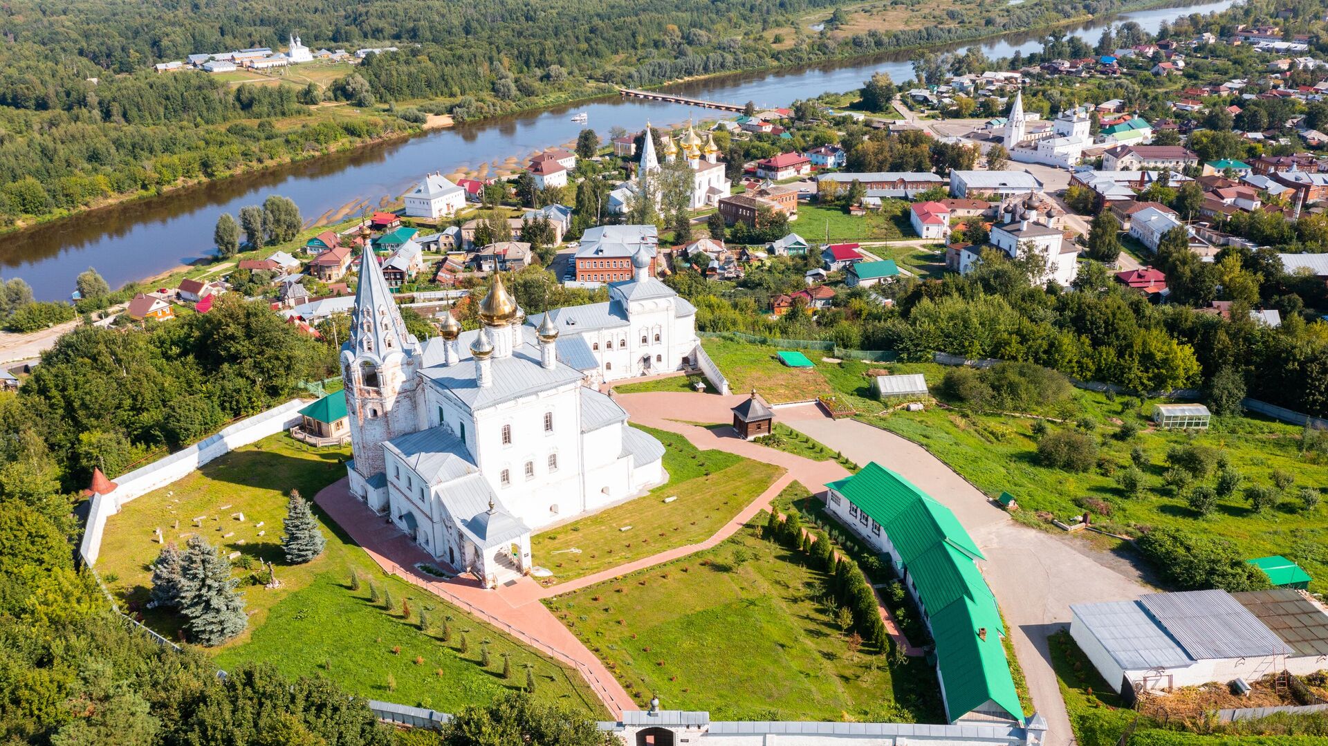 Вид на Благовещенский собор и реку Клязьма в городе Гороховце - РИА Новости, 1920, 05.09.2023