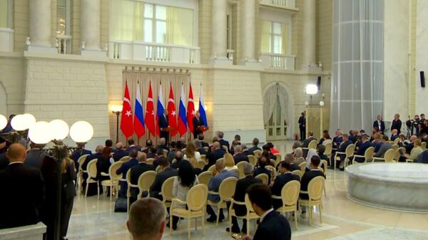 Президенты России и Турции Владимир Путин и Реджеп Тайип Эрдоган во время совместной пресс-конференции