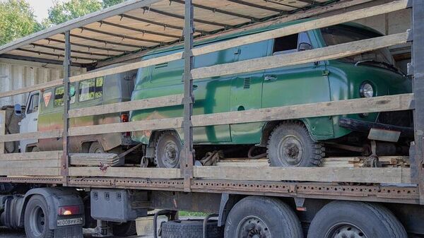 Десять машин с гуманитарной помощью отправили из Архангельска в зону СВО