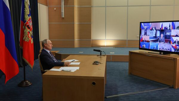 Владимир Путин проводит в режиме видеоконференции заседание Российского организационного комитета Победа